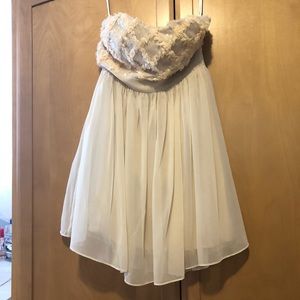 Women’s dress